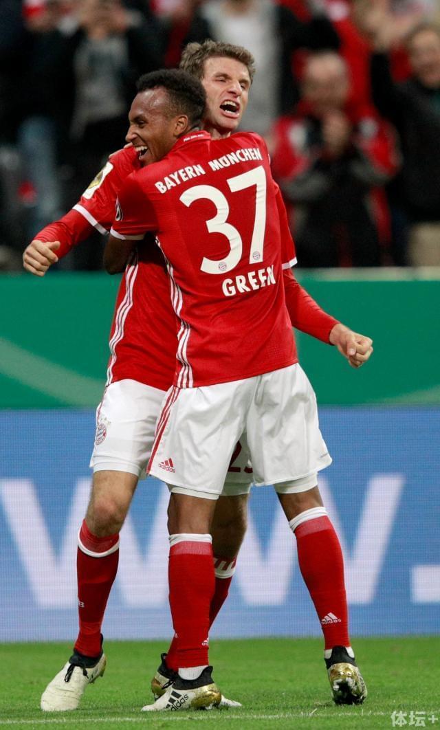 埃因霍温最新比赛消息