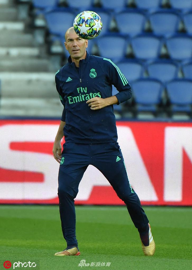 皇家马德里04阵容 皇家马德里04阵容