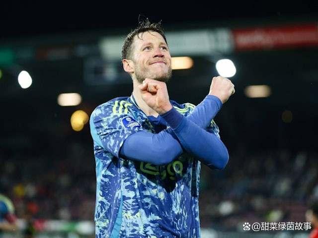 今晨突围战来临;阿贾克斯围绕荷甲单刀错失;目标明确;球探报告显示潜力 今晨突围战来临;阿贾克斯围绕荷甲单刀错失;目标明确;球探报告显示潜力