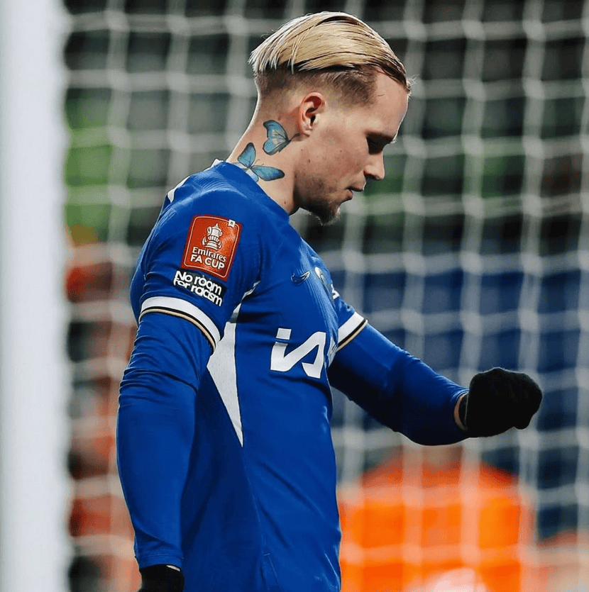 今夜体能课后,切尔西单刀错失备战欧冠,信心回归,控场能力受关注的简单介绍 今夜体能课后,切尔西单刀错失备战欧冠,信心回归,控场能力受关注的简单介绍