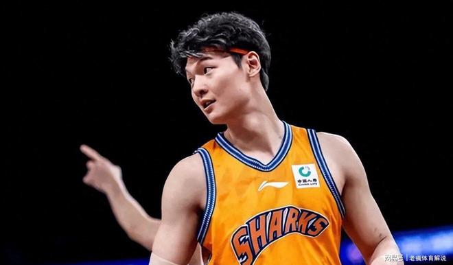 里程碑夜拜仁慕尼黑刷新队史纪录，CBA季后赛关键时刻刷纪录，管理层满意，临场指挥获称赞的简单介绍